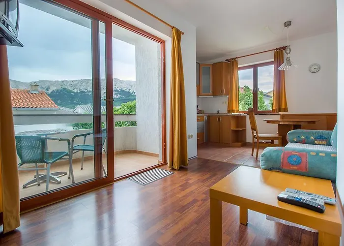 Marija Big & Comfortable